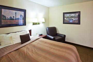 Mainstay Detroit Auburn Hills