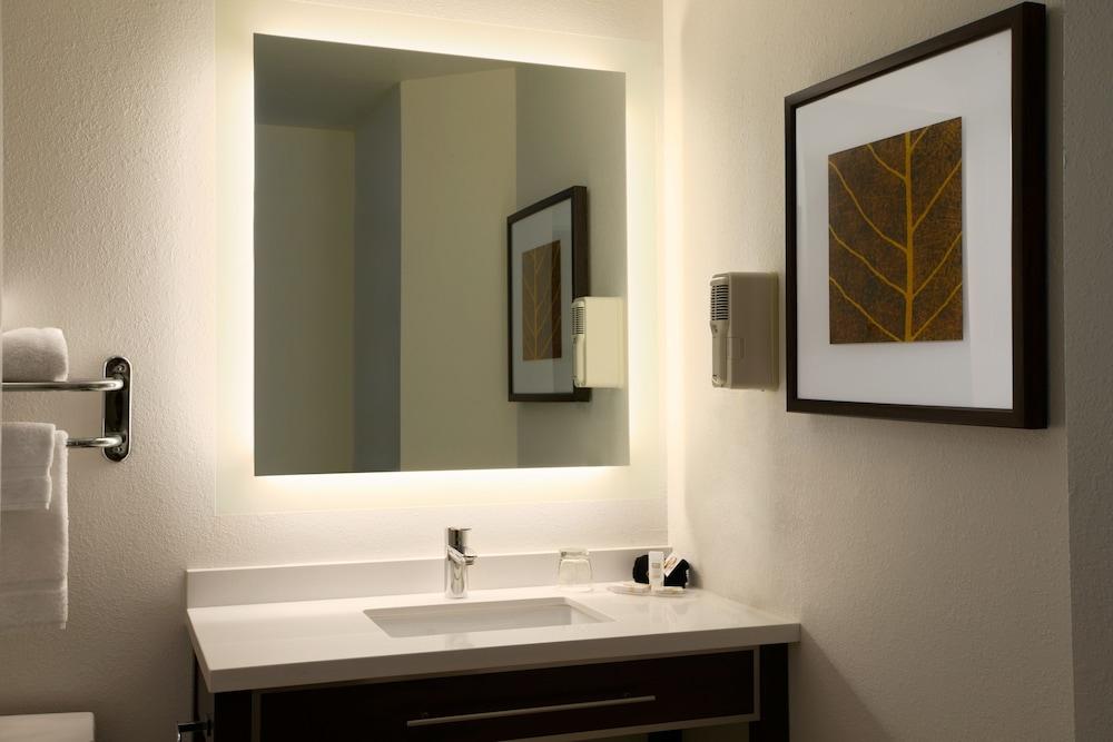 Hotel Mainstay Detroit Auburn Hills