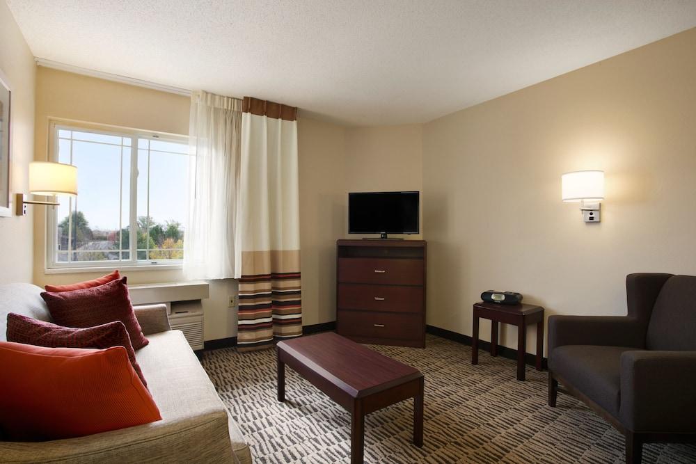 Hotel Mainstay Detroit 3*
